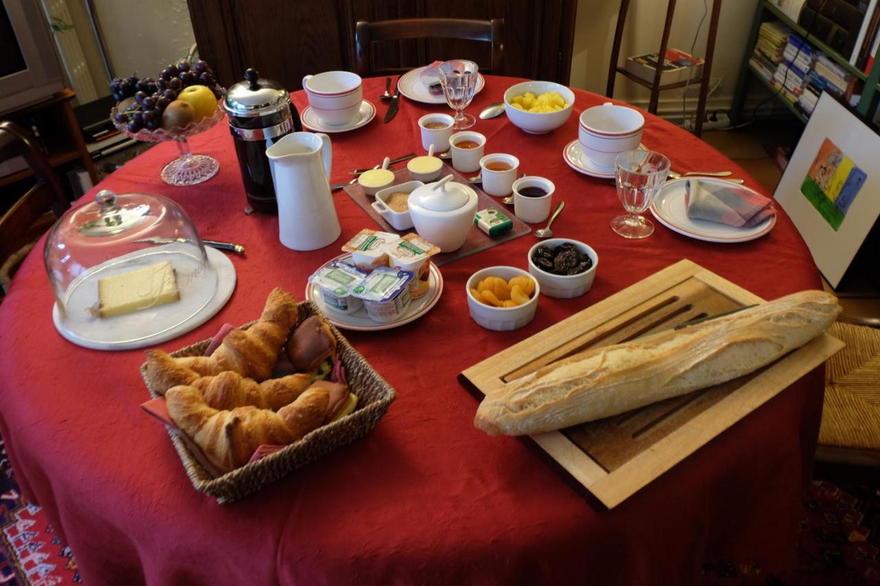 Bed and Breakfast 44 Rue Cap Кан Экстерьер фото